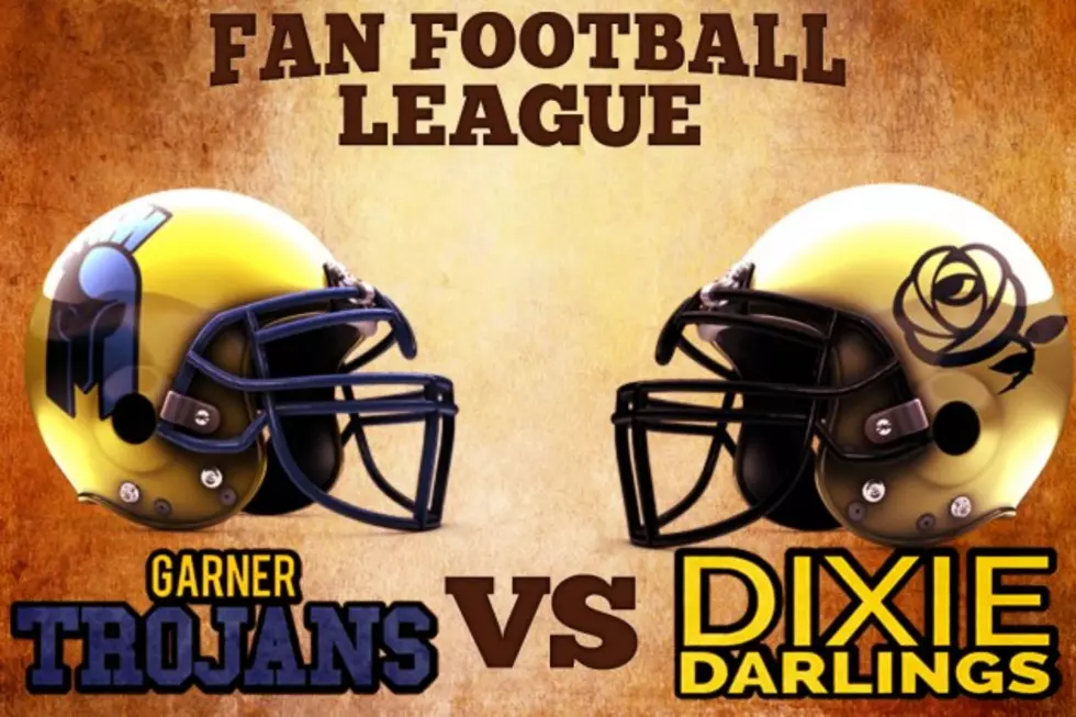 Scotty McCreery vs. Danielle Bradbery &#8211; ToC Fan Football League Finals