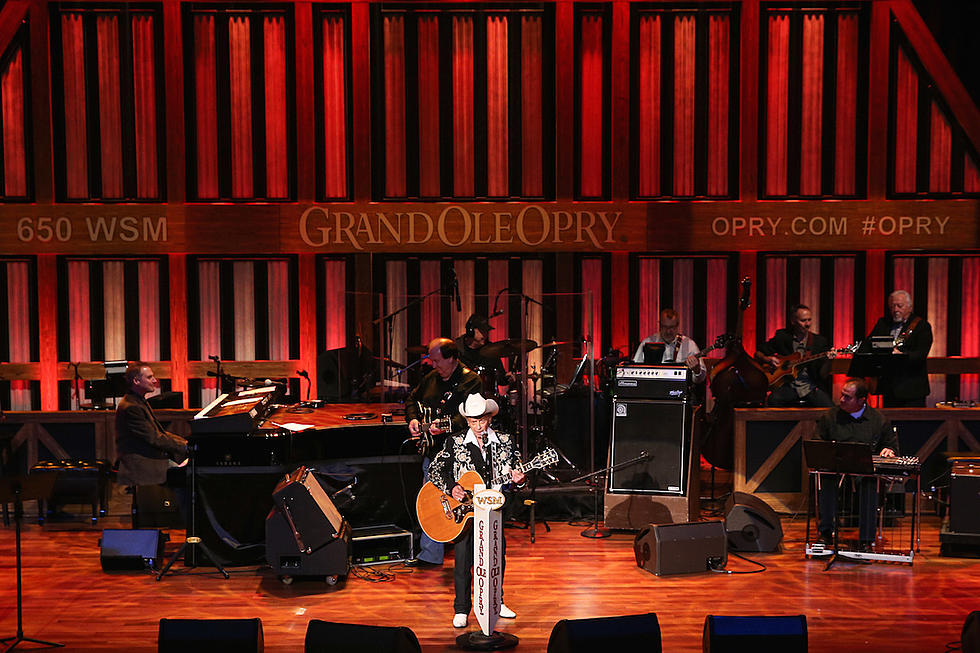 Grand Ole Opry Pays Tribute to Little Jimmy Dickens