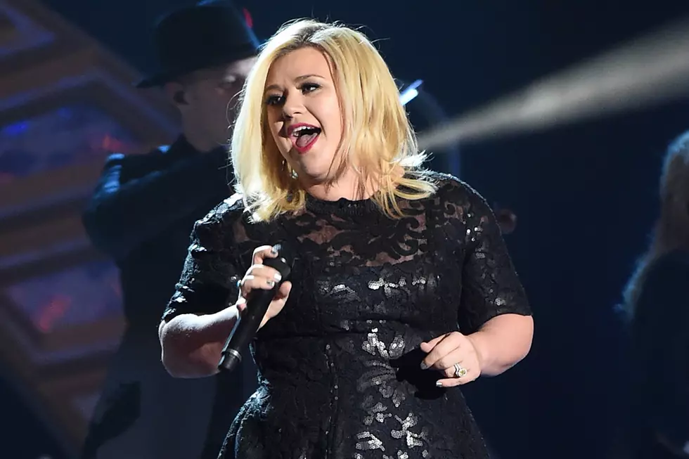 Kelly Clarkson Is ‘Filled with Love’ Following Birth of Son