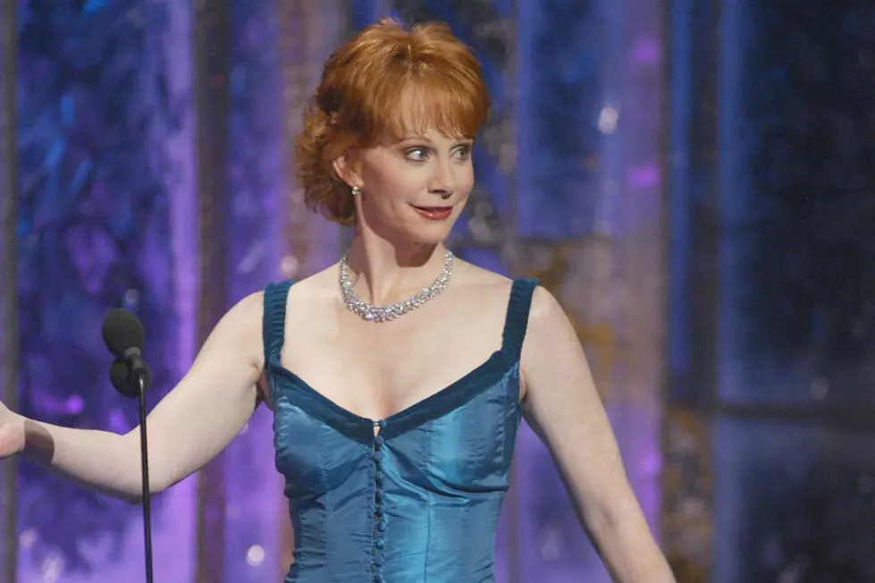 10 Pics That Prove Reba McEntire Does Throwback Thursday Best