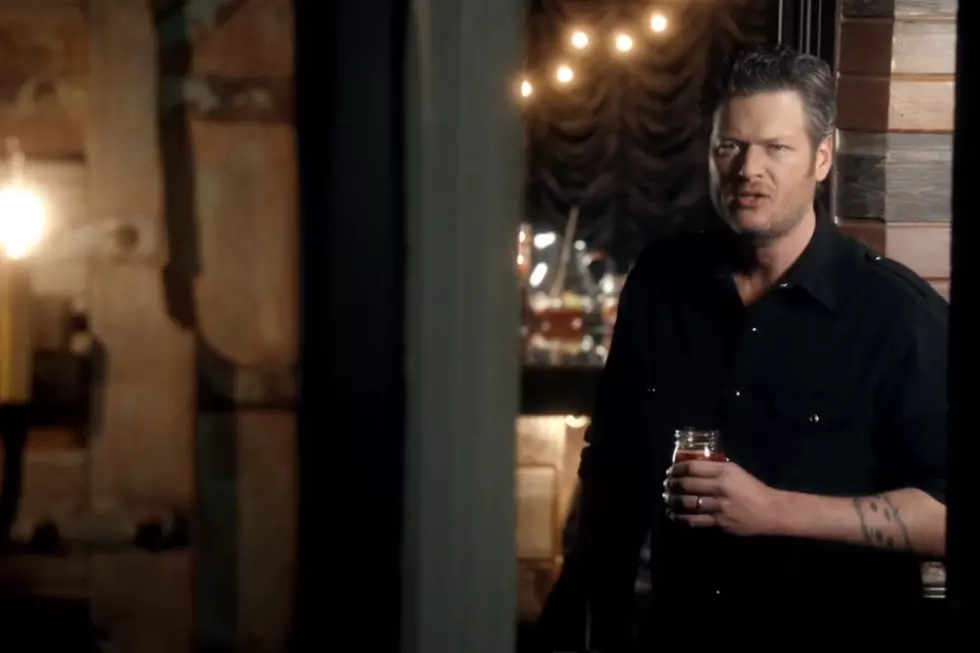 Blake Shelton Leaves the Romancin’ to Someone Else in Sexy ‘Sangria’ Video