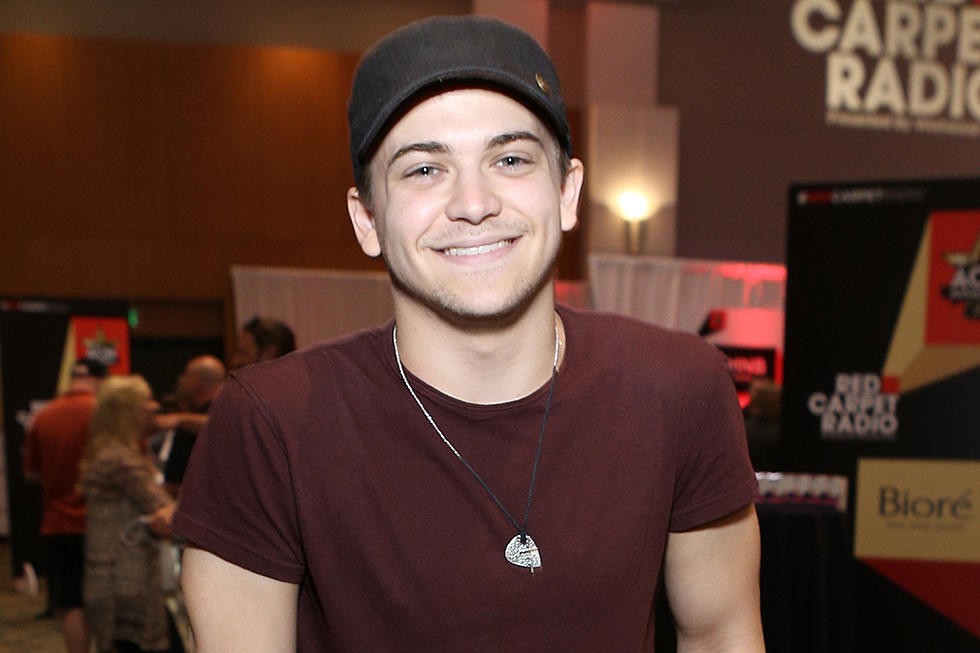 Hunter Hayes Shares Sweet Photos From Children’s Hospital Visit
