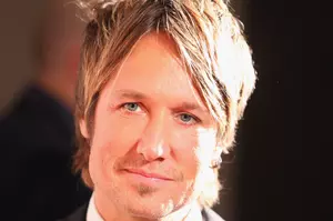 Keith Urban Takes Over a Hawk Weekend