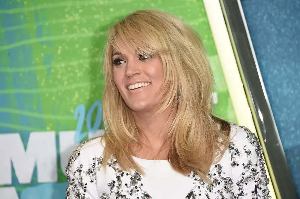 Carrie Underwood Bares Legs in Daisy Dukes During Music Video Shoot