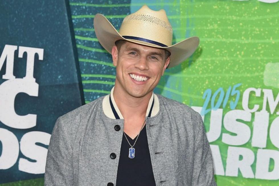 Dustin Lynch Grabs Second Consecutive No. 1 Hit