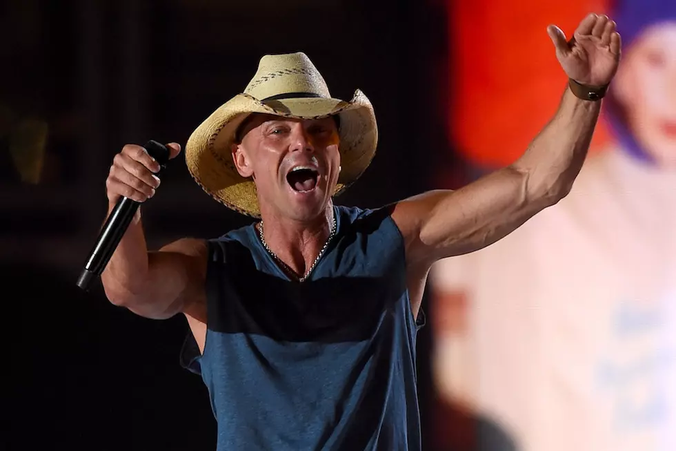 Several Philadelphia Eagles Appear on Stage at Kenny Chesney Concert