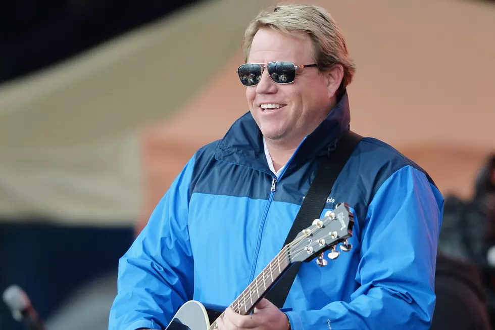 Pat Green Releases Touching 'While I Was Away' Video