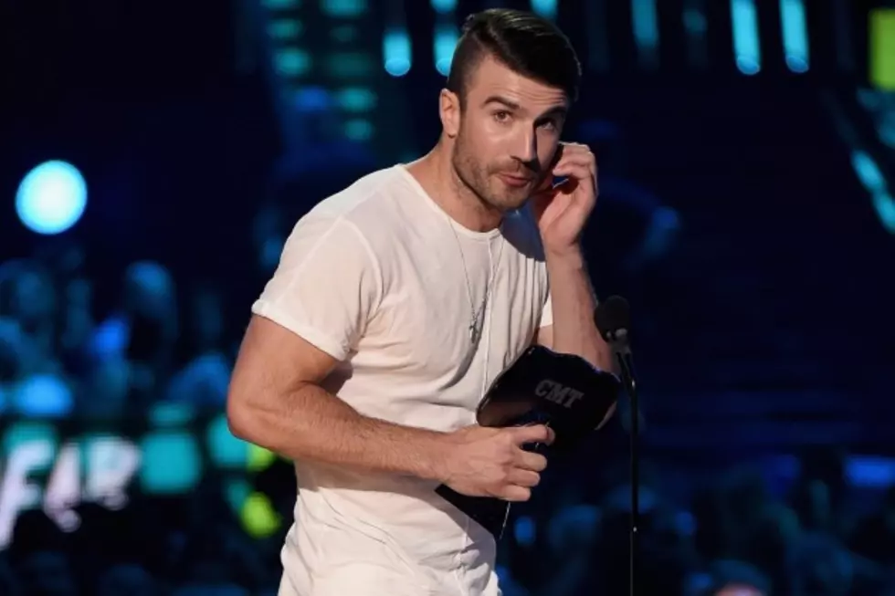 Sam Hunt Takes Home Breakthrough Video of the Year at 2015 CMT Music Awards