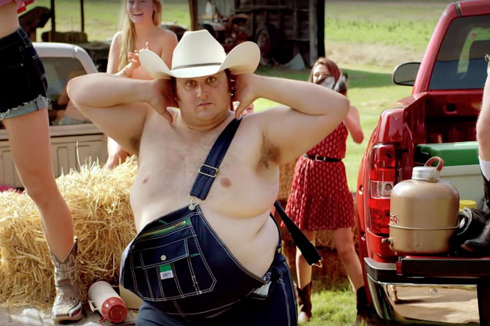 Can You Match the Video Babe to the Country Music Video?