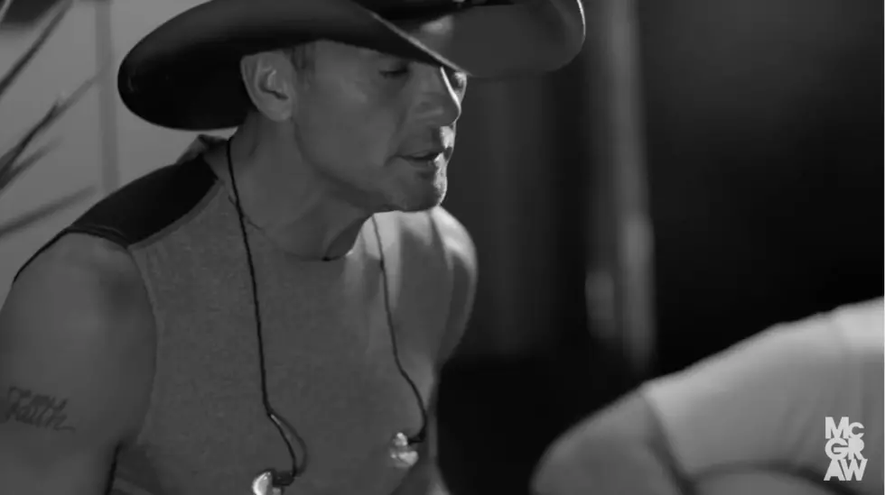 Tim McGraw Sings Sweet Serenade to Daughter Days After Dropping Her at College [Watch]