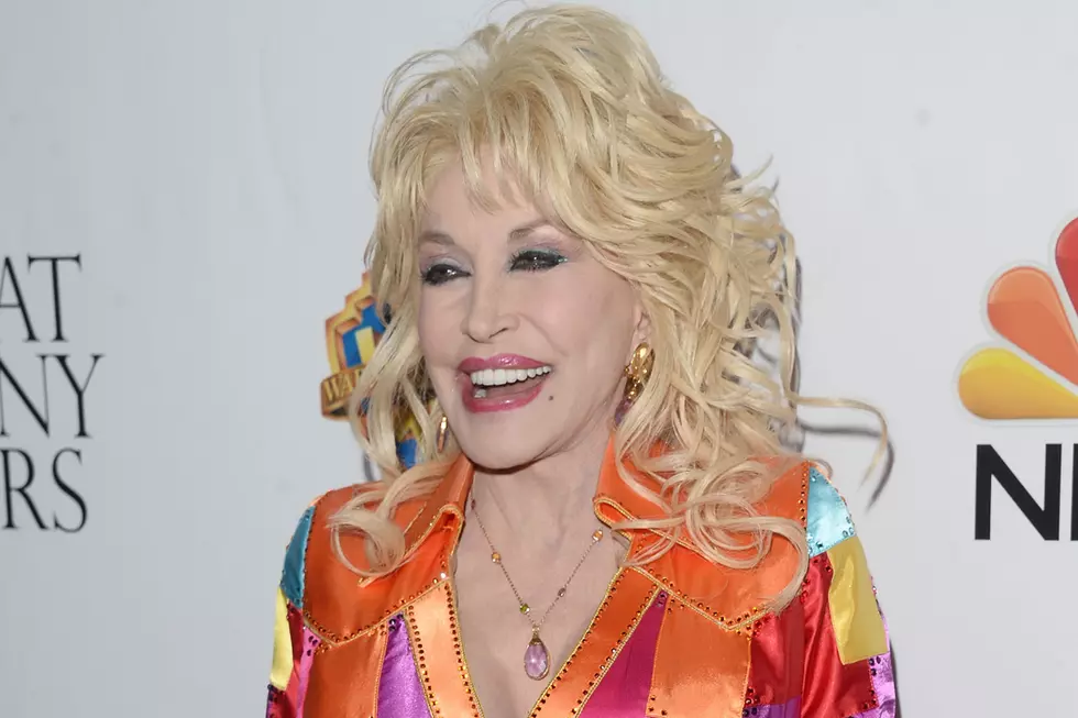 Dolly Parton Asking for Help Finding Kidney Donor for Longtime Friend