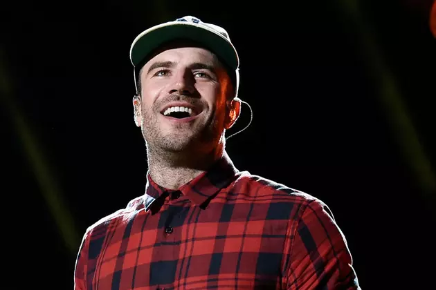 Sam Hunt Makes Chart History With &#8216;Make You Miss Me&#8217;