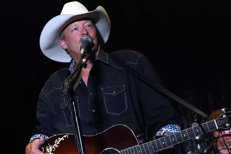 Sunday Morning Country Classic Spotlight to Feature Alan Jackson [VIDEOS]