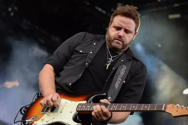 Randy Houser&#8217;s &#8216;Fired Up&#8217; Looks at His Past, Present and Future