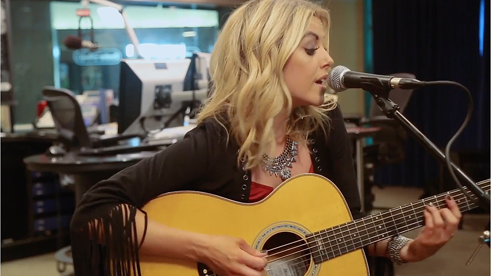 Lindsay Ell Covers Justin Bieber’s ‘Love Yourself’ for Radio Disney Country [Watch]