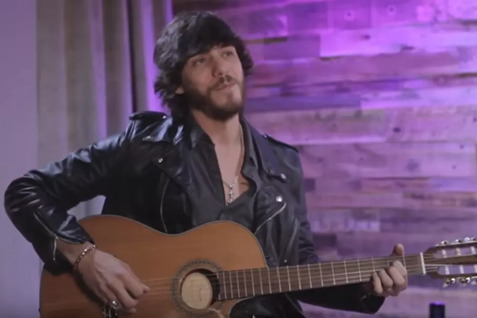 Chris Janson Performs ‘Holdin’ Her’ in the Opry Lounge [Watch]