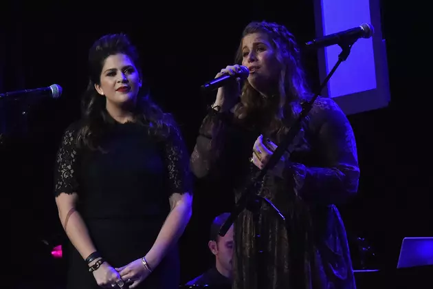 Hillary Scott Loves Sharing Shoes, Jewelry and Memories With Sister Rylee