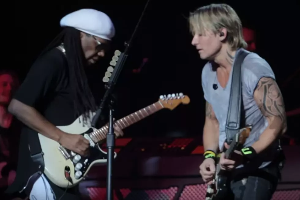Keith Urban Jams With Nile Rodgers at Los Angeles Gig [Watch]