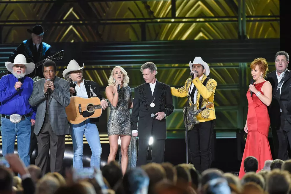 Legends Shine During Performance-Filled 50th CMA Awards [Pictures]