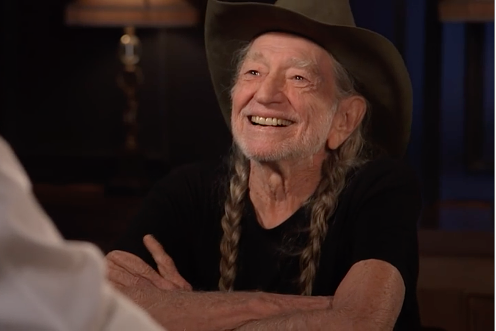 Willie Nelson Answers ‘3 Ridiculous Questions’ From Jimmy Kimmel