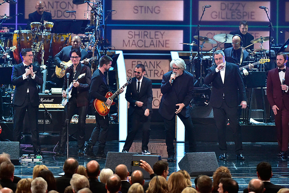 Vince Gill Joins Rockers for Eagles Tribute at Kennedy Center Honors [Watch]