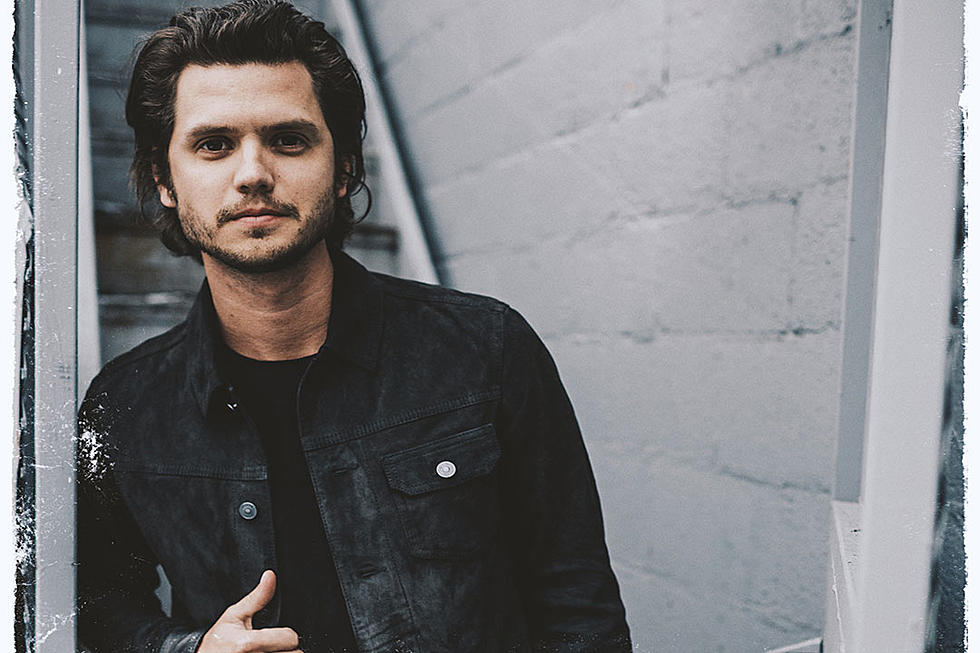 Steve Moakler Gets Personal With New Album 'Steel Town'