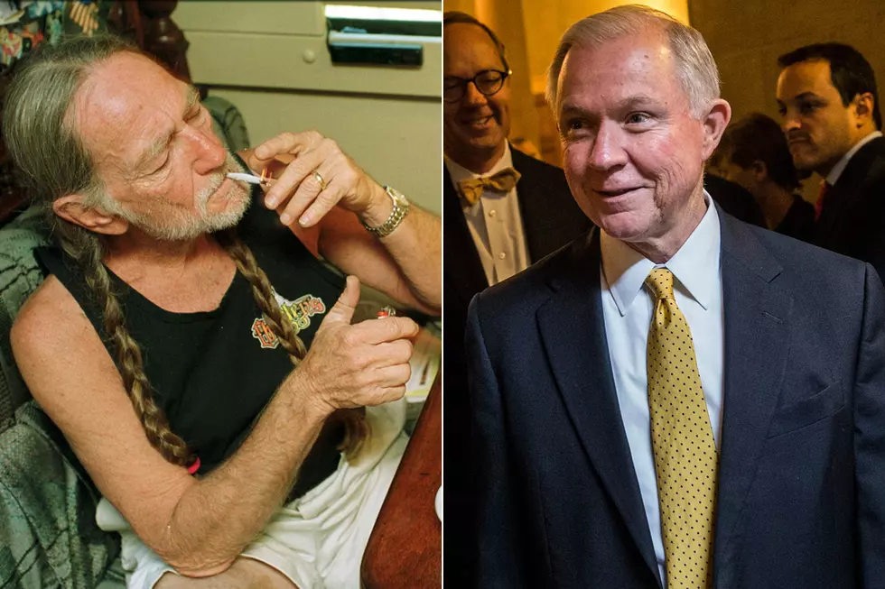 Willie Nelson Says Maybe Attorney General Jeff Sessions Should Try Pot