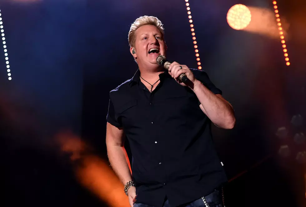 Gary LeVox Brings 16-Year-Old Daughter Onstage for Duet