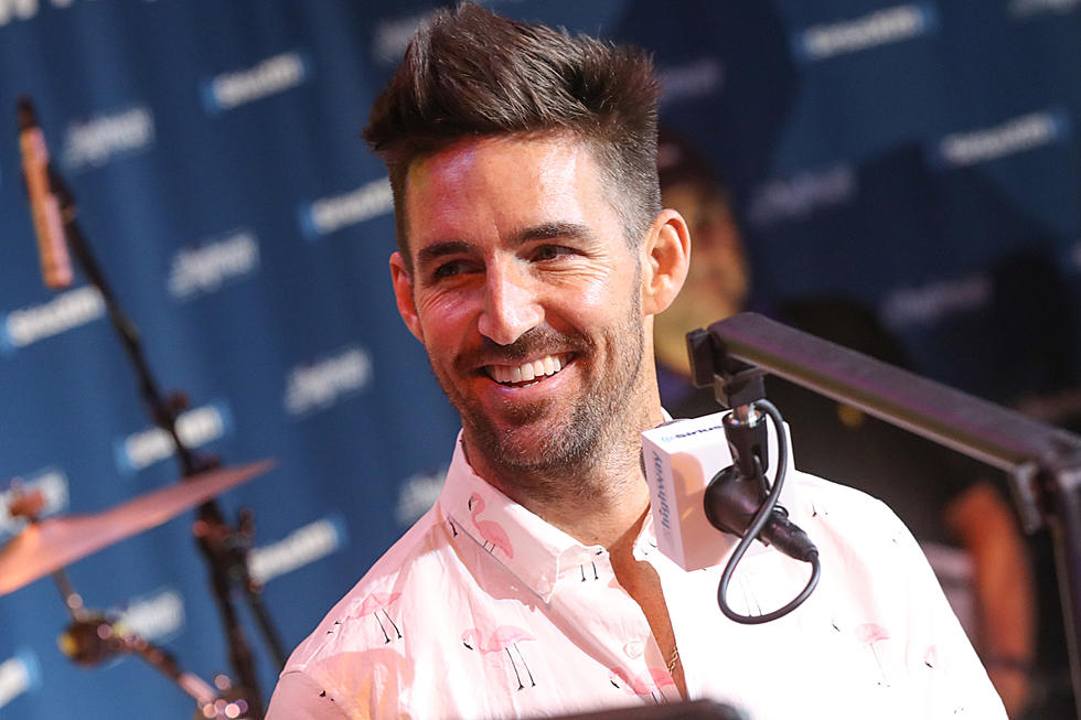 Jake Owen Spent His Birthday With His Daughter at Disney World