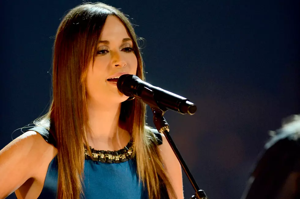 Country News: Kacey Musgraves Gets Hitched