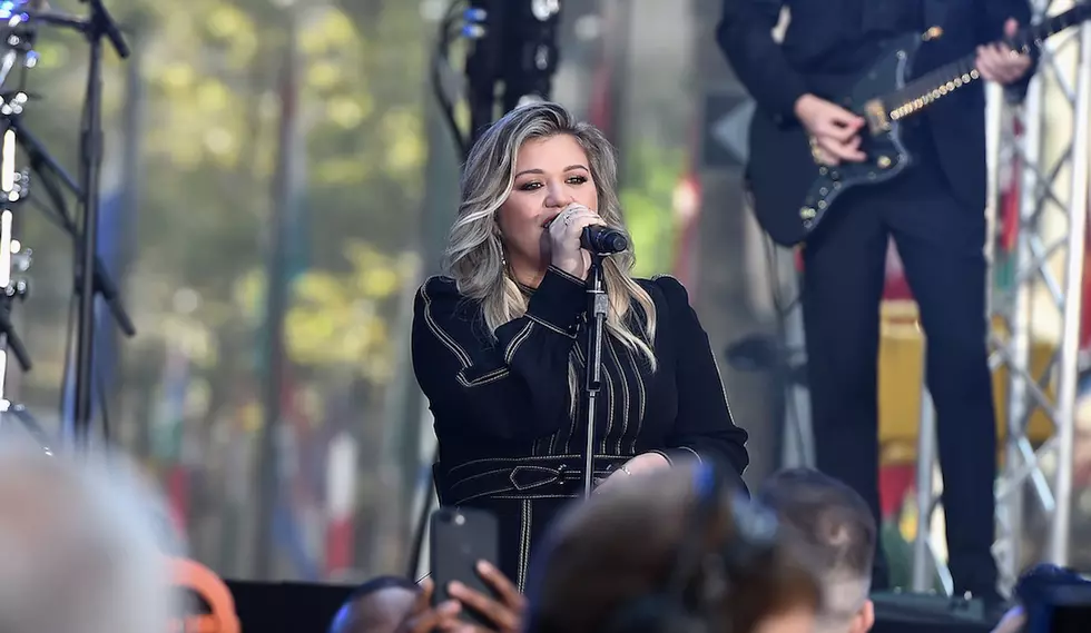 Kelly Clarkson Reveals Why She Chose ‘The Voice’ Over ‘American Idol’ Revival