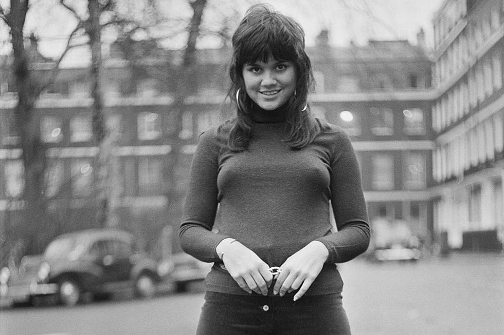 No. 23: Linda Ronstadt &#8211; Country&#8217;s Most Powerful Women of All Time