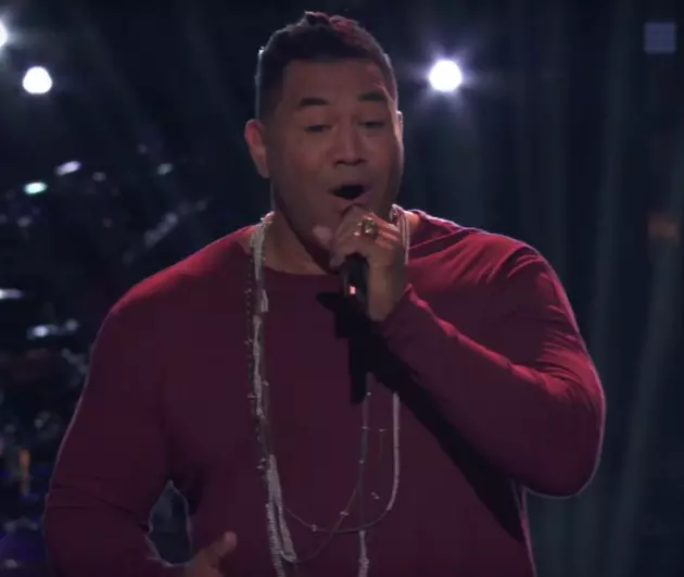 &#8216;The Voice&#8217; Knockouts: Esera Tuaolo Pits Against Adam Cunningham [Watch]