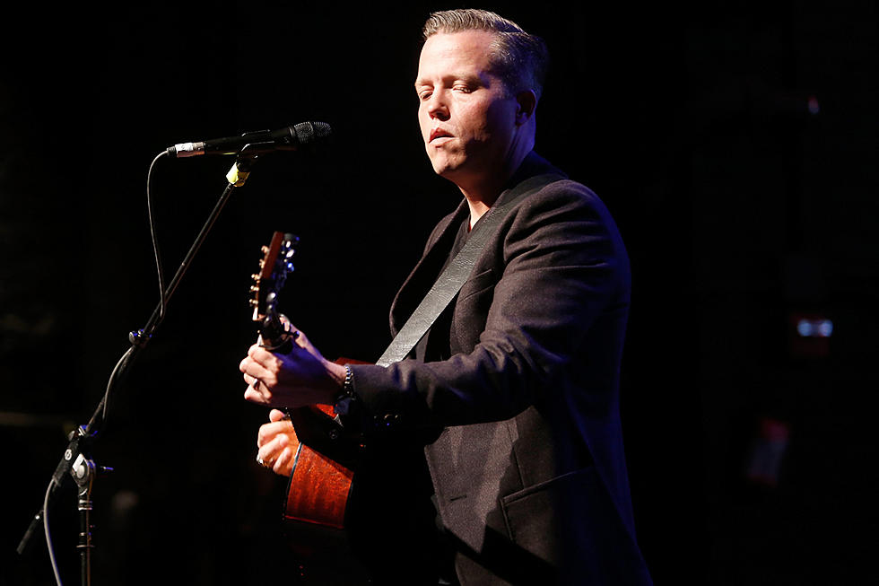 5 Reasons Jason Isbell’s ‘The Nashville Sound’ Deserves to Win 2017 CMA Album of the Year