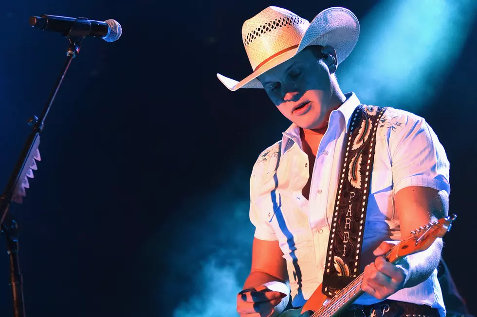 Jon Pardi Reflects on Traditions With New Song, ‘Old Hat’ [Listen]