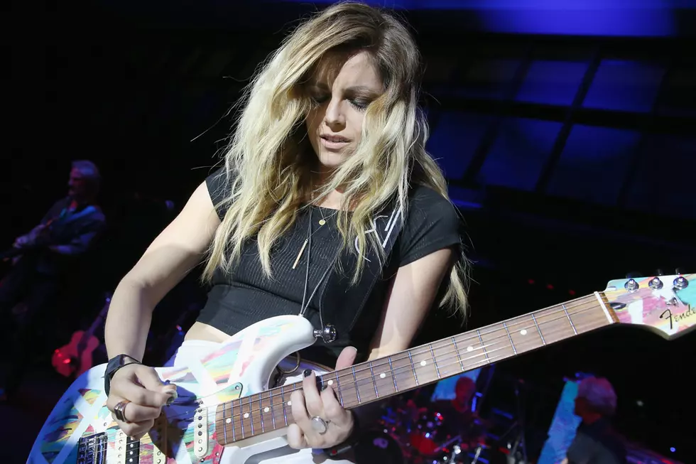 Lindsay Ell Nabbed by Police in ‘Criminal’ Video, and She’s Doing Time