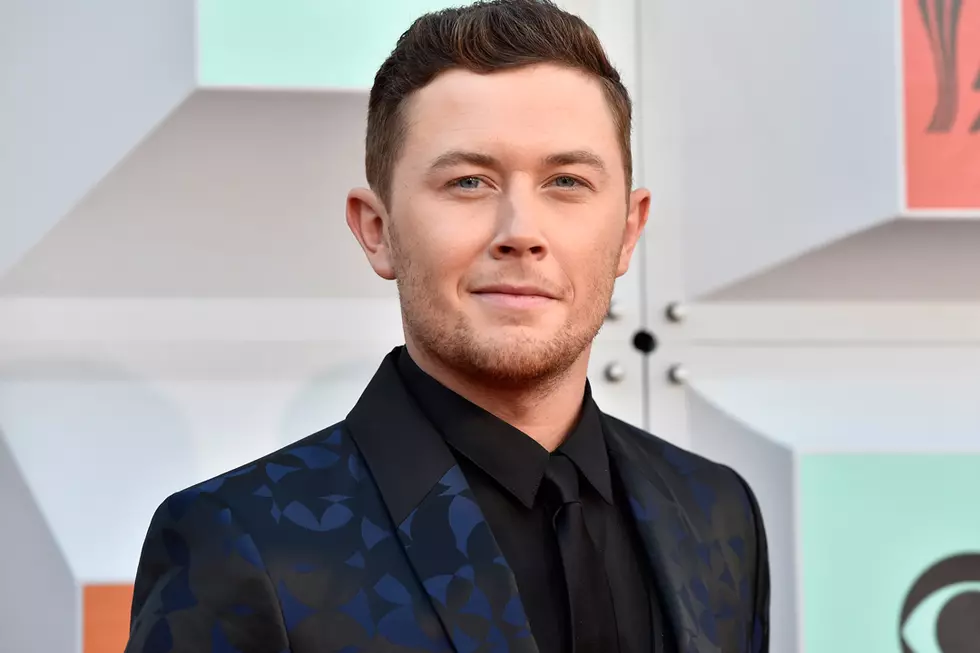 Scotty McCreery Sings National Anthem Before Denver Broncos Game [Watch]