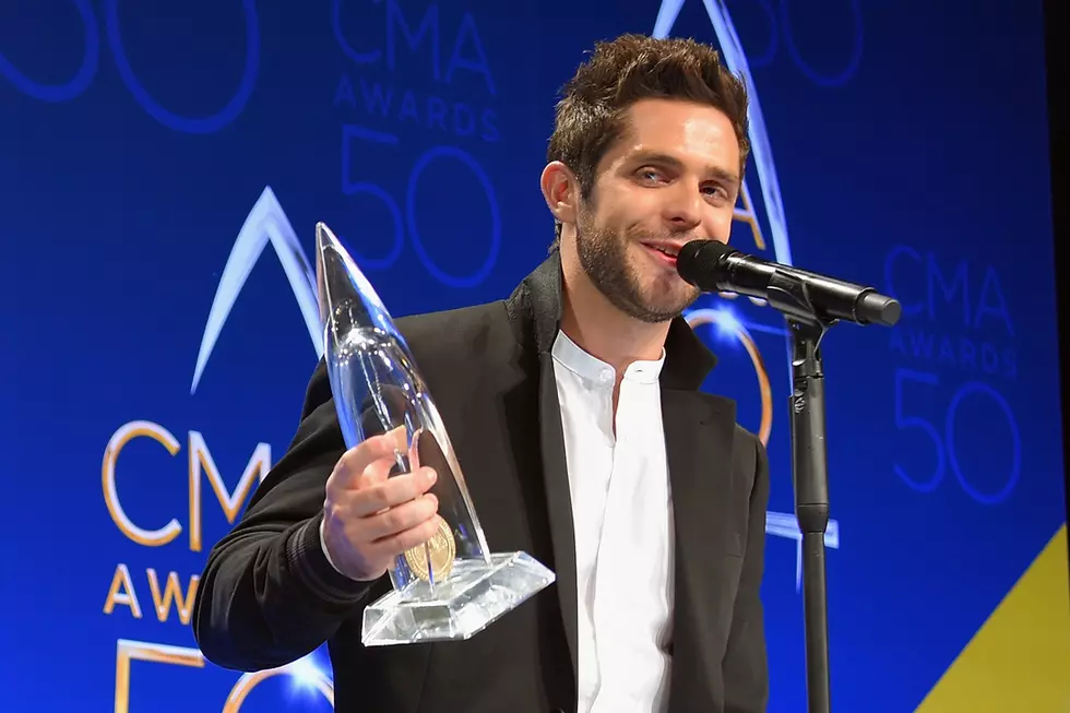 5 Reasons Thomas Rhett Deserves to Win 2017 CMA Male Vocalist of the Year