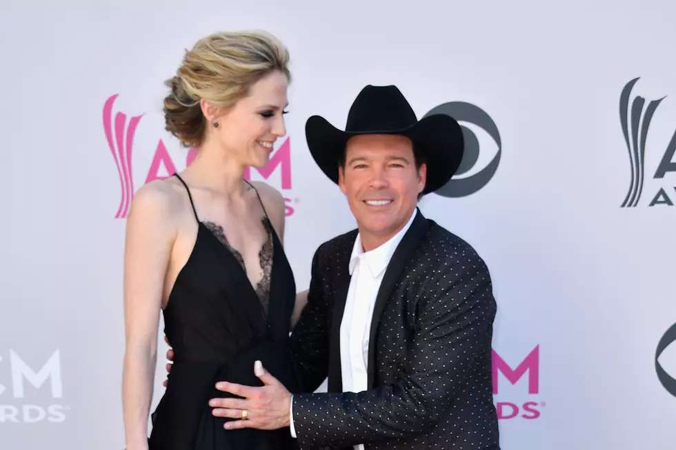 Clay Walker, Wife Welcome a Baby Boy!