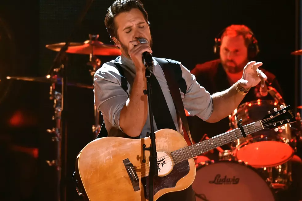 Luke Bryan Gets in the Christmas Spirit With ‘O Holy Night’