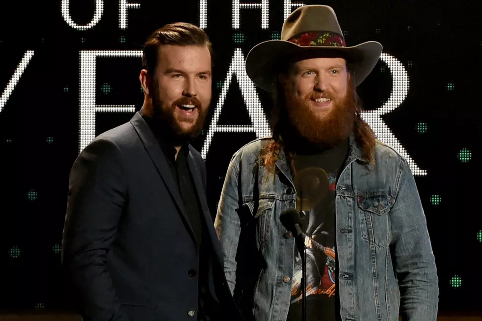 Brothers Osborne’s Mother Put Fruit in Their Christmas Stockings