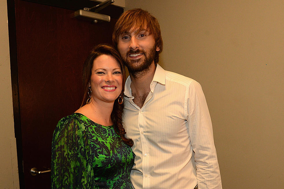 Lady Antebellum’s Dave Haywood Shares Christmas Picture of Baby Girl, Lillie