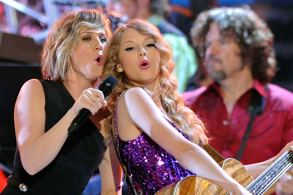 Taylor Swift Slips Back Into Country With Sugarland Duet, &#8216;Babe&#8217;