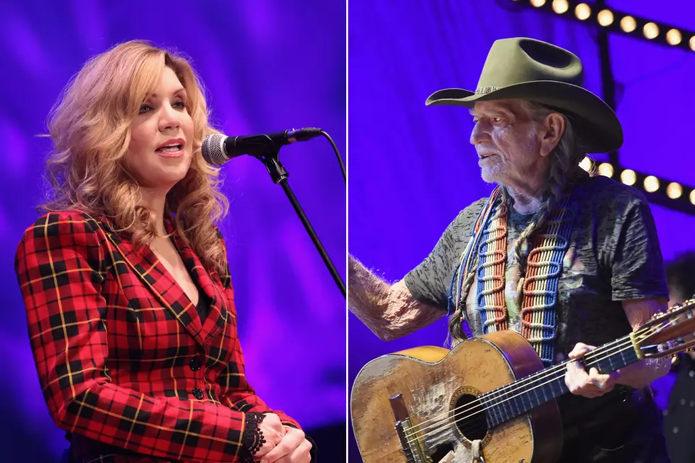 Alison Krauss Announces 2018 Tour With Willie Nelson