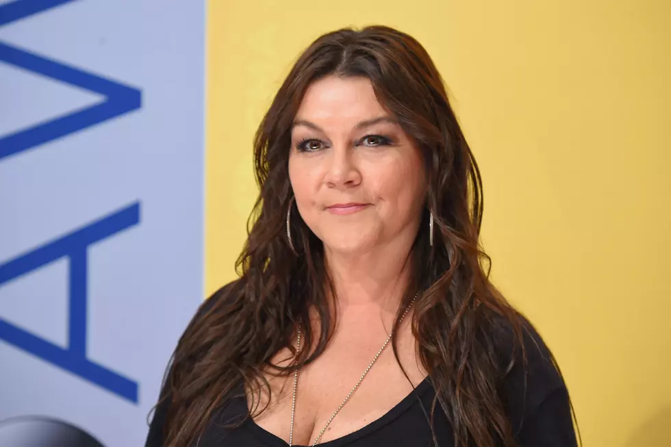 Remember When the Black Crowes Sued Gretchen Wilson?