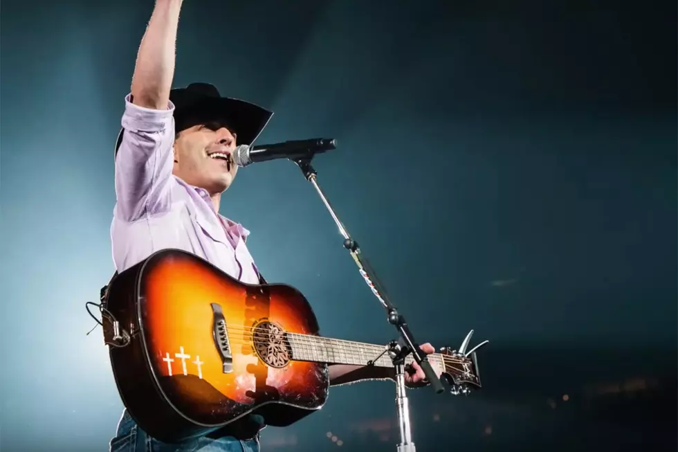 Aaron Watson’s ‘Kiss That Girl Goodbye’ Lyric Video Captures the Essence of Leaving