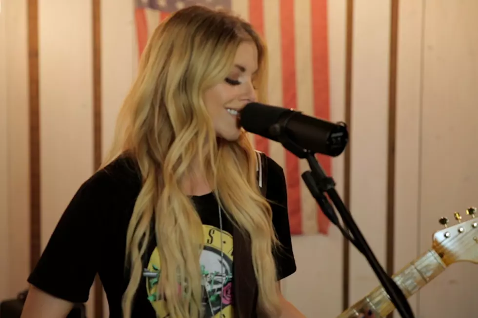 Lindsay Ell’s Michael Jackson Cover Is a Total Reinvention [Watch]