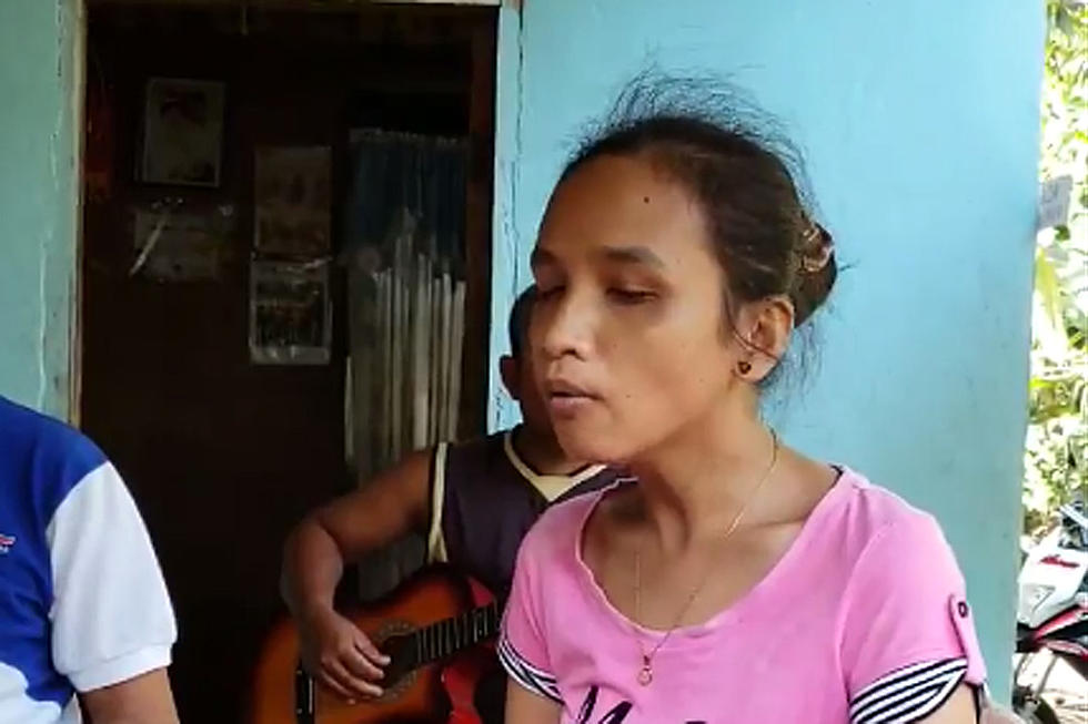 Blind Girl’s Amazing Version of ‘I Will Always Love You’ Will Give You Chills! [Watch]