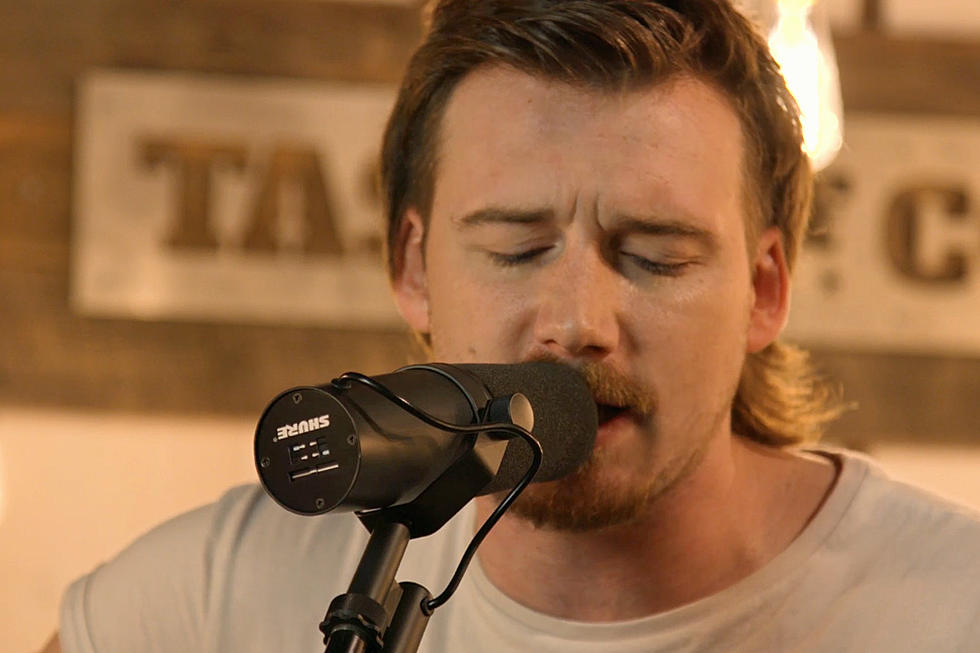 Morgan Wallen Strips Down ‘Whiskey Glasses’ During Vulnerable RISERS Performance