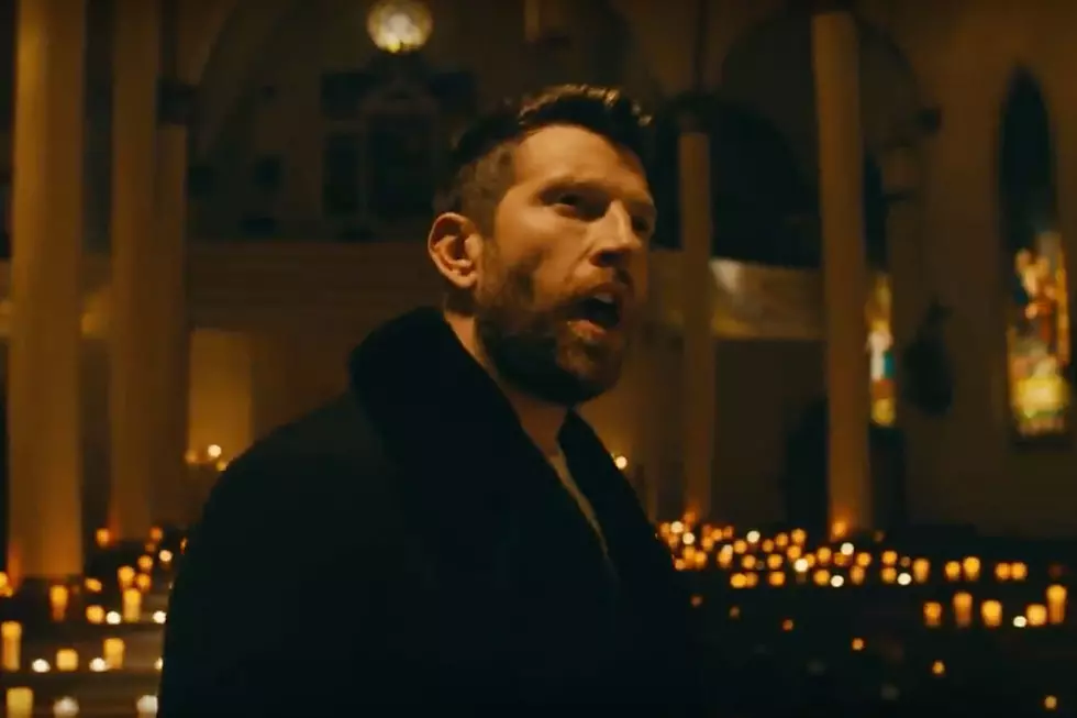 Brett Eldredge Stuns With A Cappella ‘The First Noel’ Video [Watch]